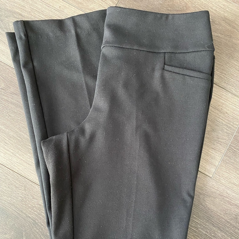 NY & Company Black Large Pull-On Mid-Rise Bootcut Ponte Pant - Superflex